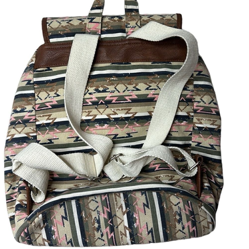 No Boundaries Aztec Style Canvas 2 Front Pocket Backpack. - Picture 4 of 7